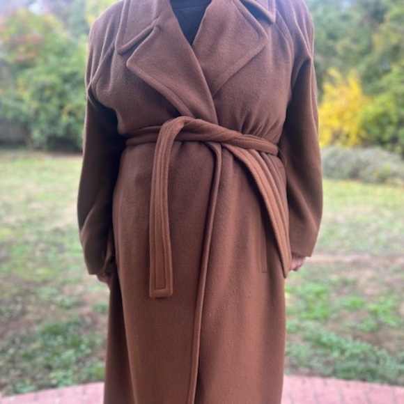 Regency Pure Cashmere Coat with  large shoulder pads - Picture 12 of 13